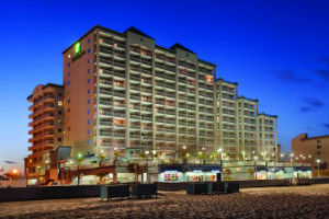 Holiday Inn Hotel & Suites 